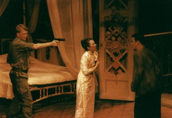 Chris in Miss Saigon6a.jpg